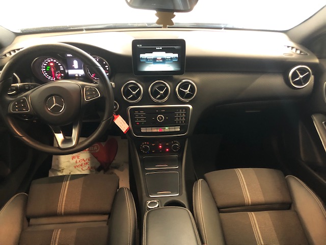 Mercedes-Benz A 180 d Automatic Sport