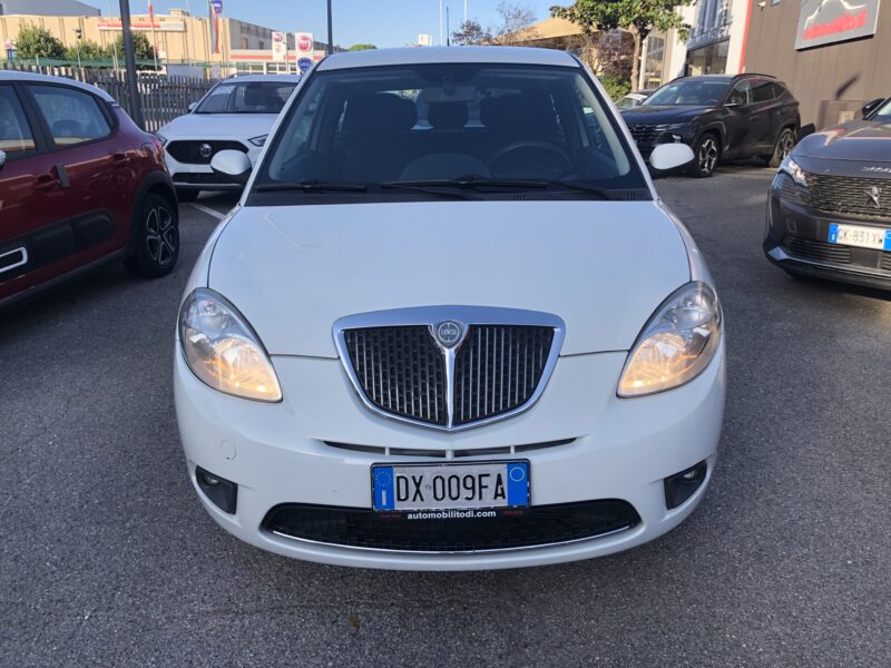 Lancia Ypsilon 1.2 New Oro-NEOPATENTATI UNICO PROPRIETARIO