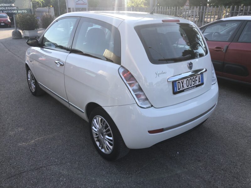 Lancia Ypsilon 1.2 New Oro-NEOPATENTATI UNICO PROPRIETARIO