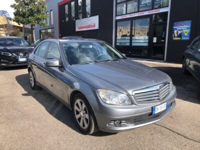 Mercedes-benz C 220 CLASSIC AUTOMATIC